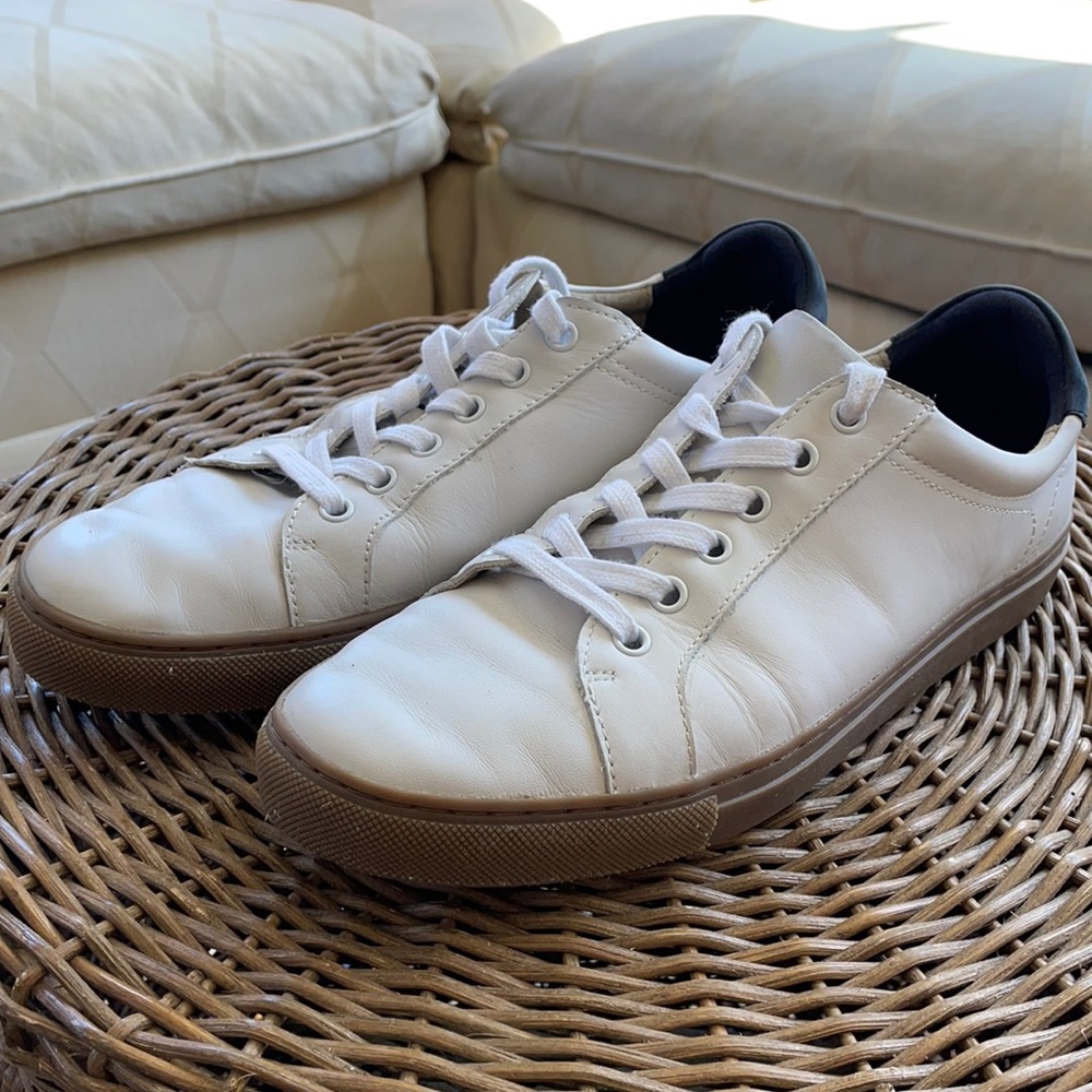 Men’s White Leather Banana Republic Sneakers